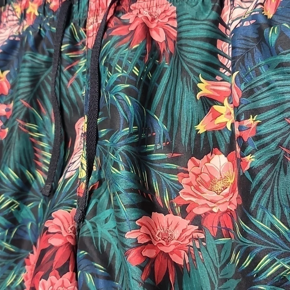 H&M Men's Hawaiian Swim Trunks